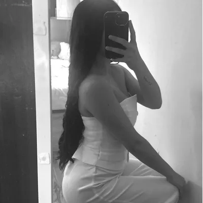 Iris Vallina Flores