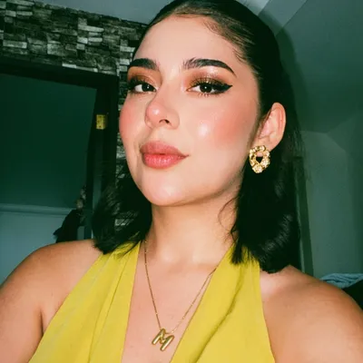Melanie R.