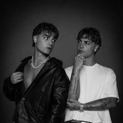 Twins Monzo Monzo Ortega