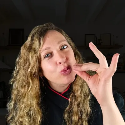 Maria del Carmen (maika) M.