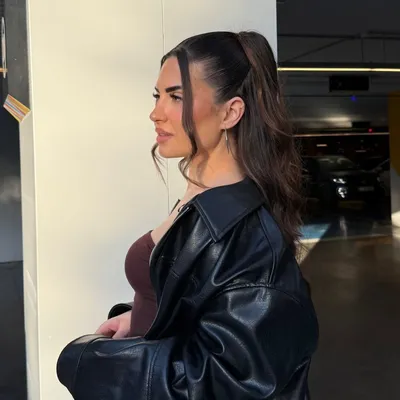 Laura C.
