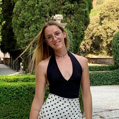 Elisa Isabel B.