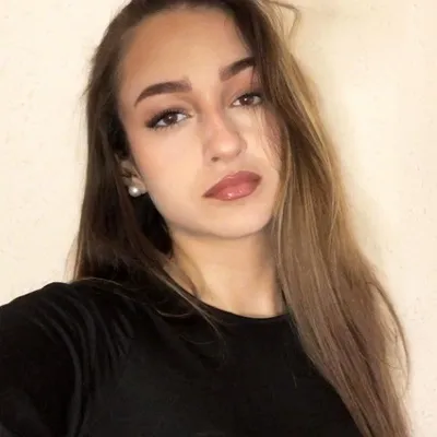 Claudia G.