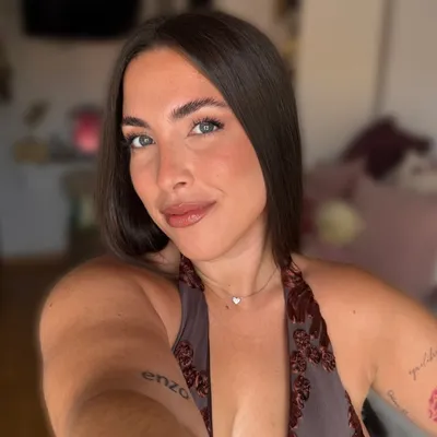 Estrella M.
