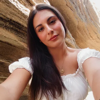 Sara G.