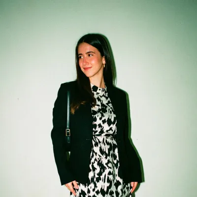 Jennifer R.