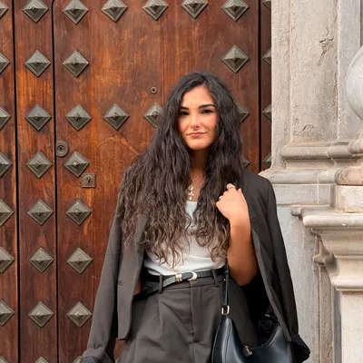 Ines O.