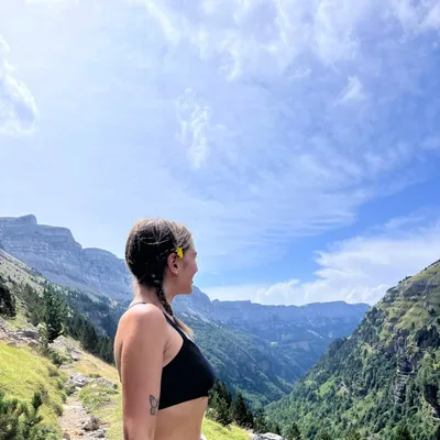 Alina C.