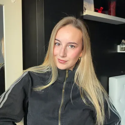 Erika F.