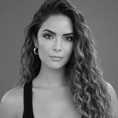 Laura T.