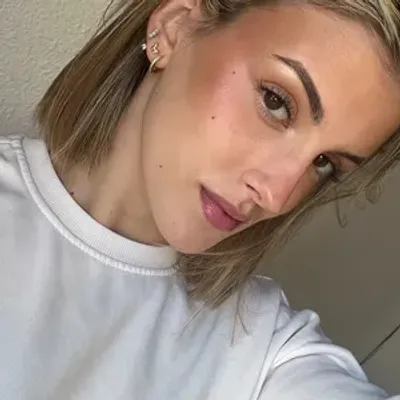 Sandra G.