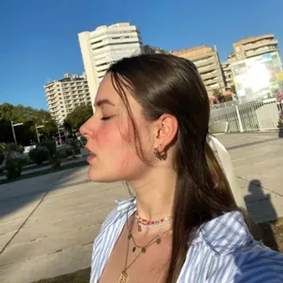 Laura K.