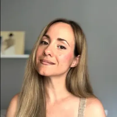 Ariana R.