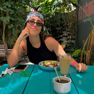 Yadira A.