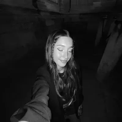 Gabriela I.