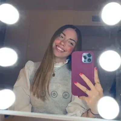 andrea R.