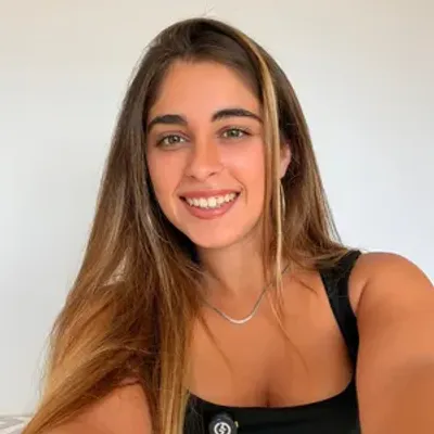 Marta V.